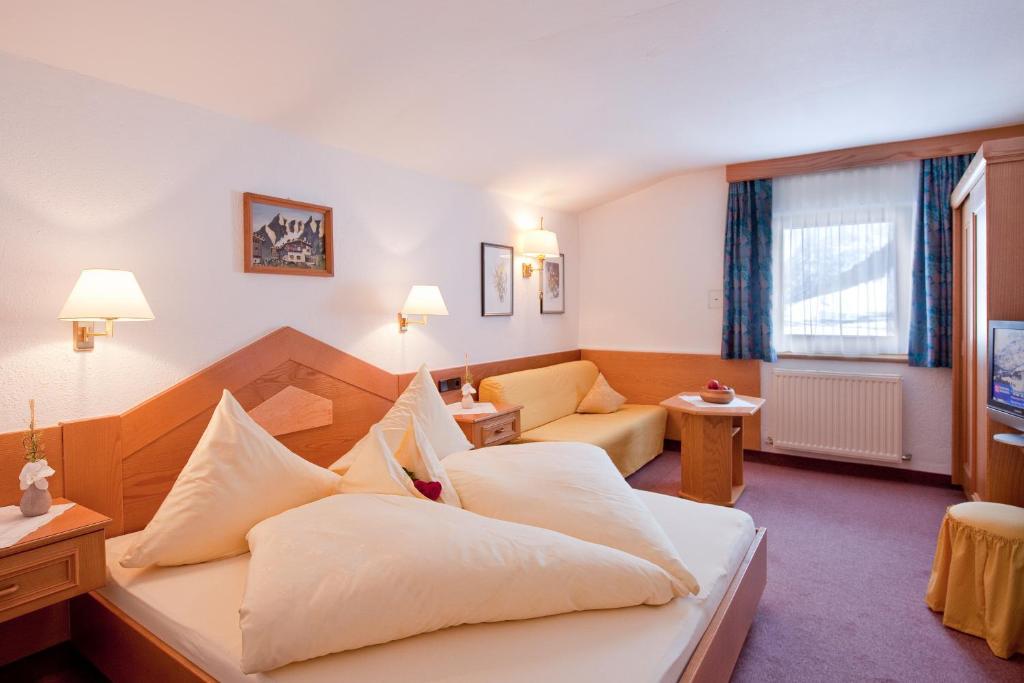 Hotel Jagdhof Bed & Breakfast オーバーグールグル 部屋 写真