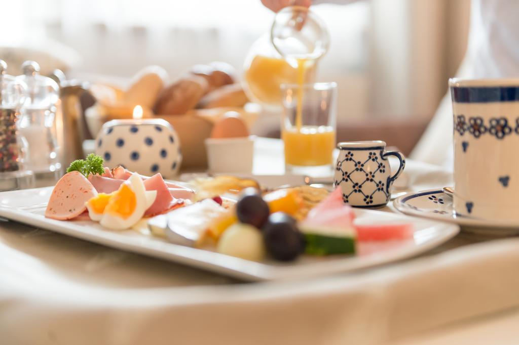 Hotel Jagdhof Bed & Breakfast オーバーグールグル エクステリア 写真